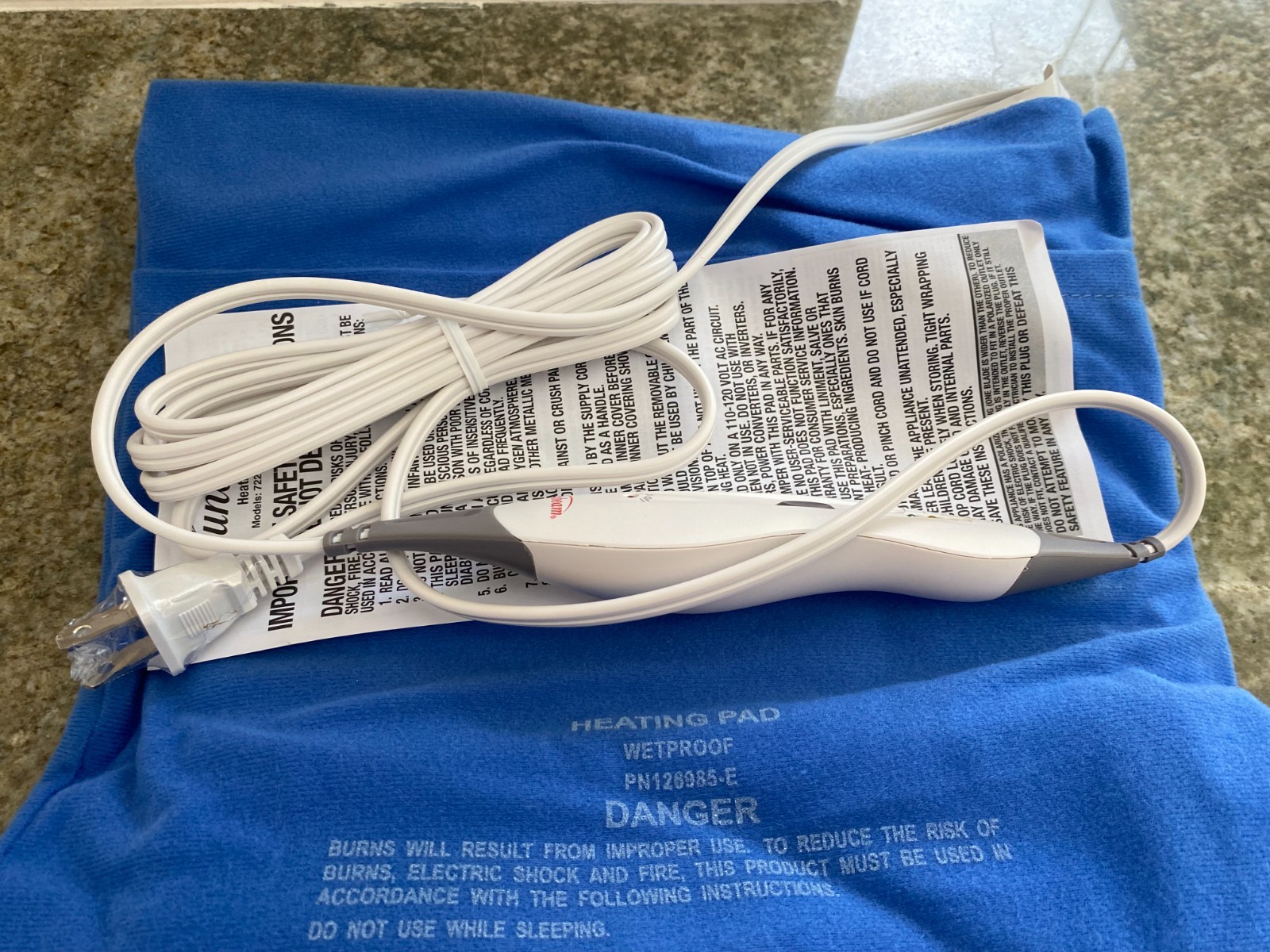 NIB New 2016 Sunbeam King Size Heating Pad - Ultra Heat Technology 12”x24” XL