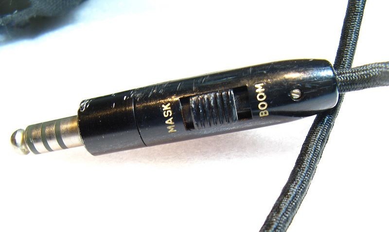 AUTHENTIC 90's GENTEX HGU-55/P PILOT FLIGHT HELMET w/ VISOR & COVER / MEDIUM