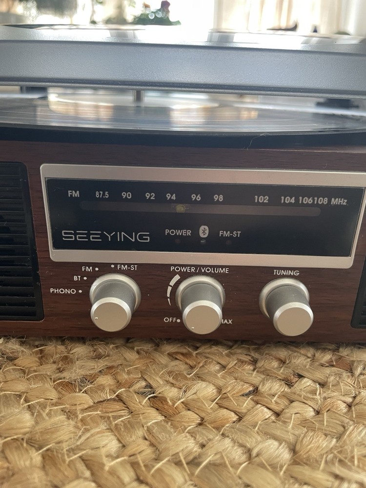 Seeying TT-138 Record Player With Bluetooth