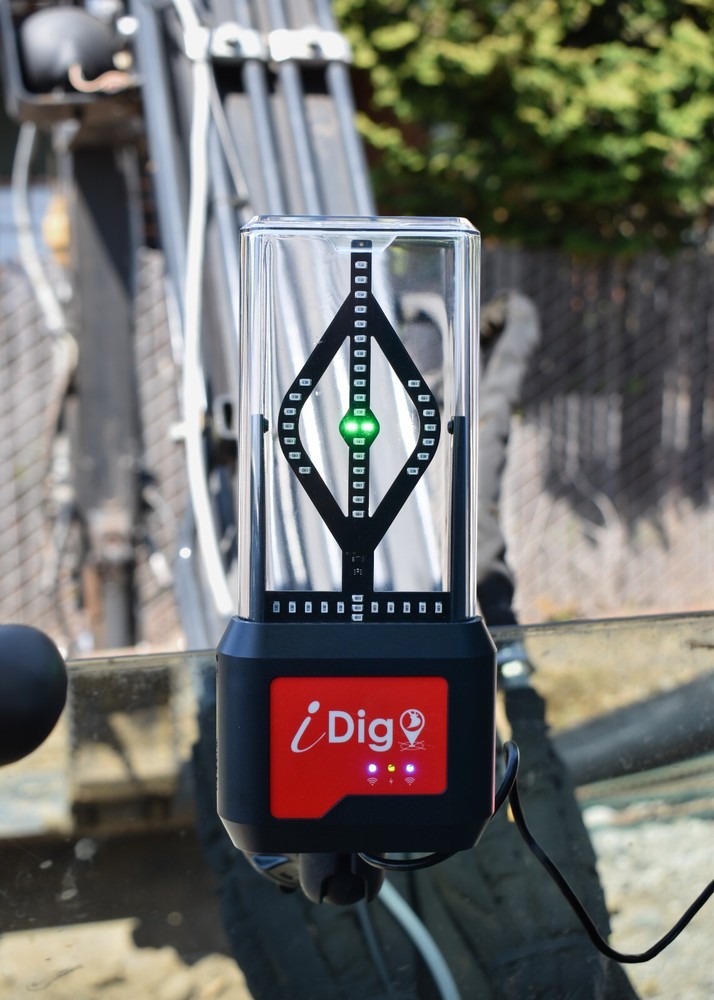 iDig CT741 CONNECT 2D Excavator Grade Control System w/ Big Angle/Laser Sensor