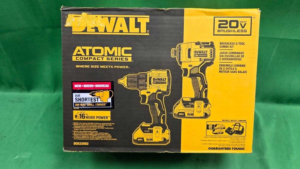 DEWALT ATOMIC 20-Volt MAX Combo Kit - DCK225D2 NEW (E13)