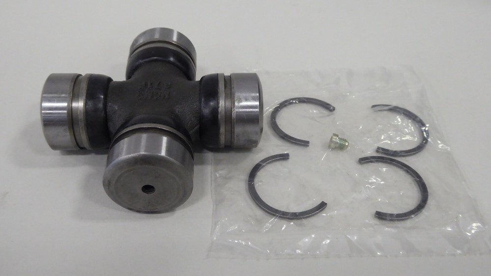 377 Universal Joint U-Joint Moog Napa Precision 5-789X
