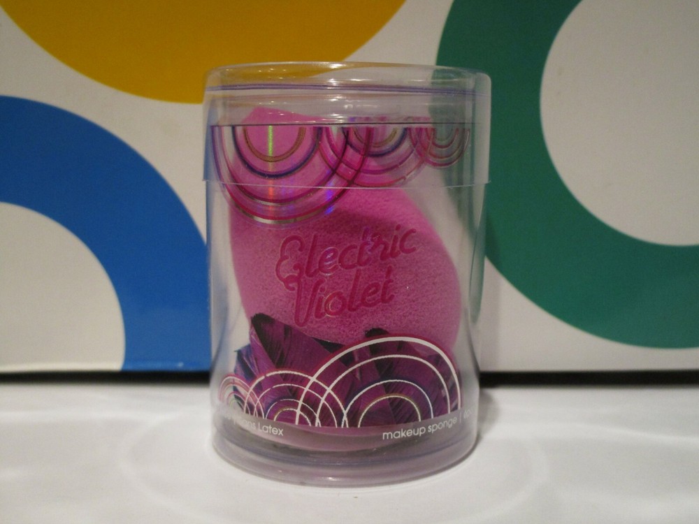 BEAUTY BLENDER ~ ELECTRIC VIOLET MAKEUP SPONGE ~ COMES BOXED