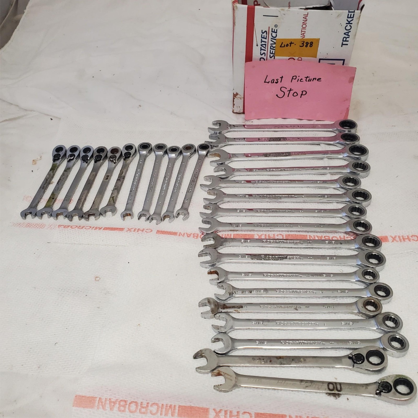 Lot of 28 Gear Wrench & Blue Point Combination Wrench Set LOT-388