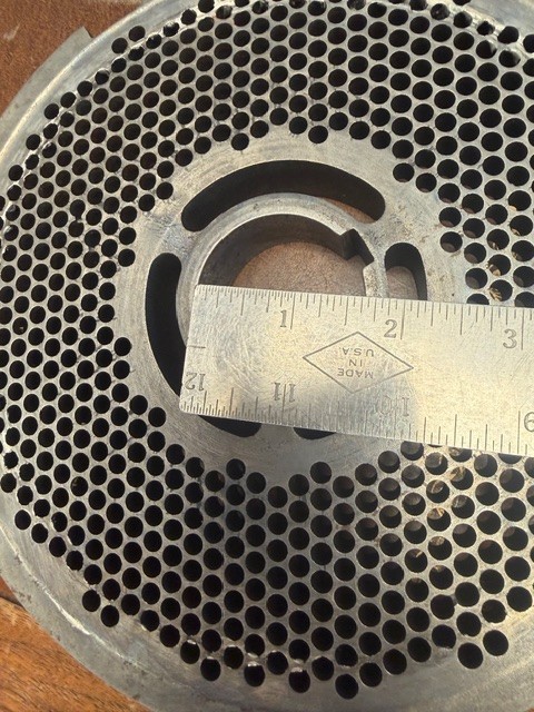 Meat Grinder Plate 200 3/16 Dixie