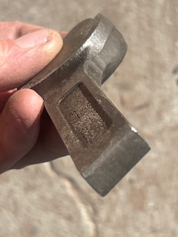 Logan atlas tool holder