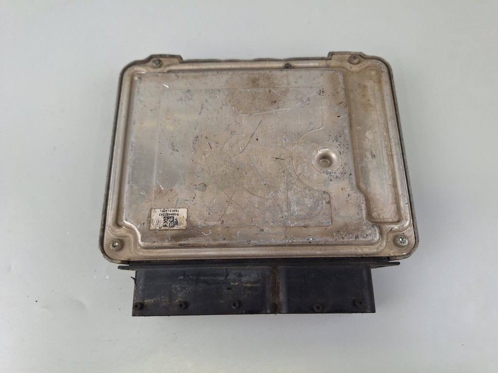 Fiat Croma 2008 Engine Control Module ECU 51804784 kW BVV1877