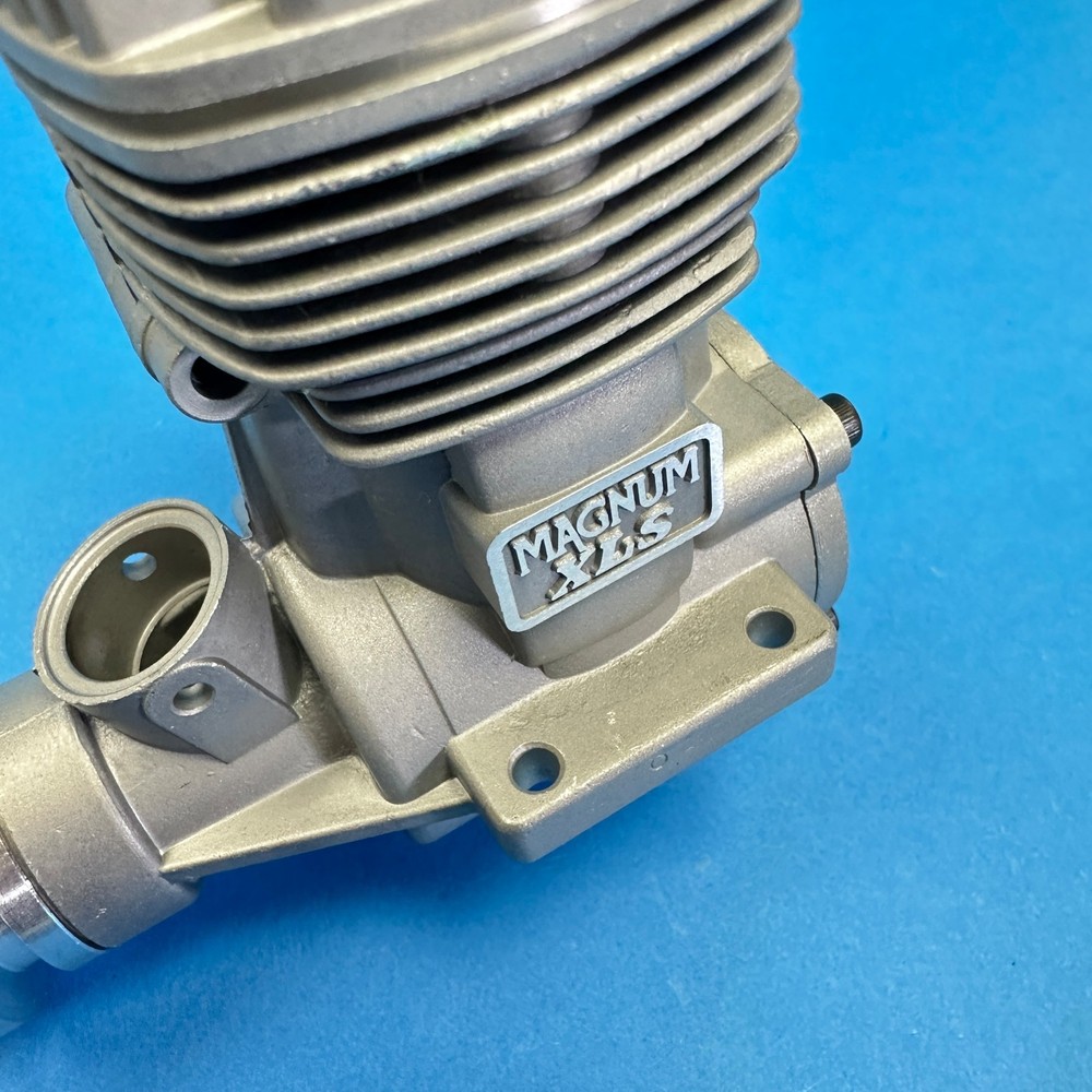 Magnum Engine XLS 91A 2-stroke NIB