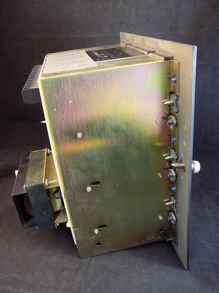 ABSORBANCE DETECTOR Model 440 Waters Associates UNTESTED