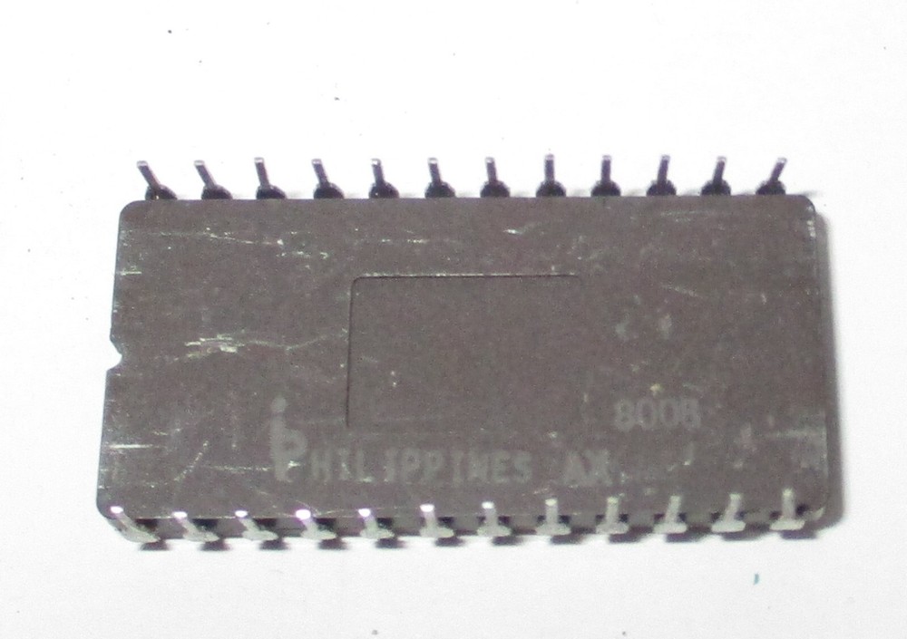 Intel 550ns NMOS UV Erasable 32K-Bit Programmable Static Ceramic EPROM B2732-6