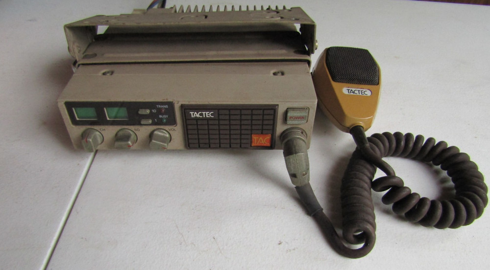 VINTAGE TACTEC 16 CHANNEL CB