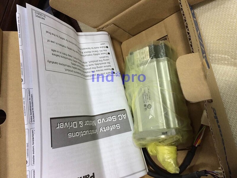 1 Pc. New MSMD042J1U Servo Motor