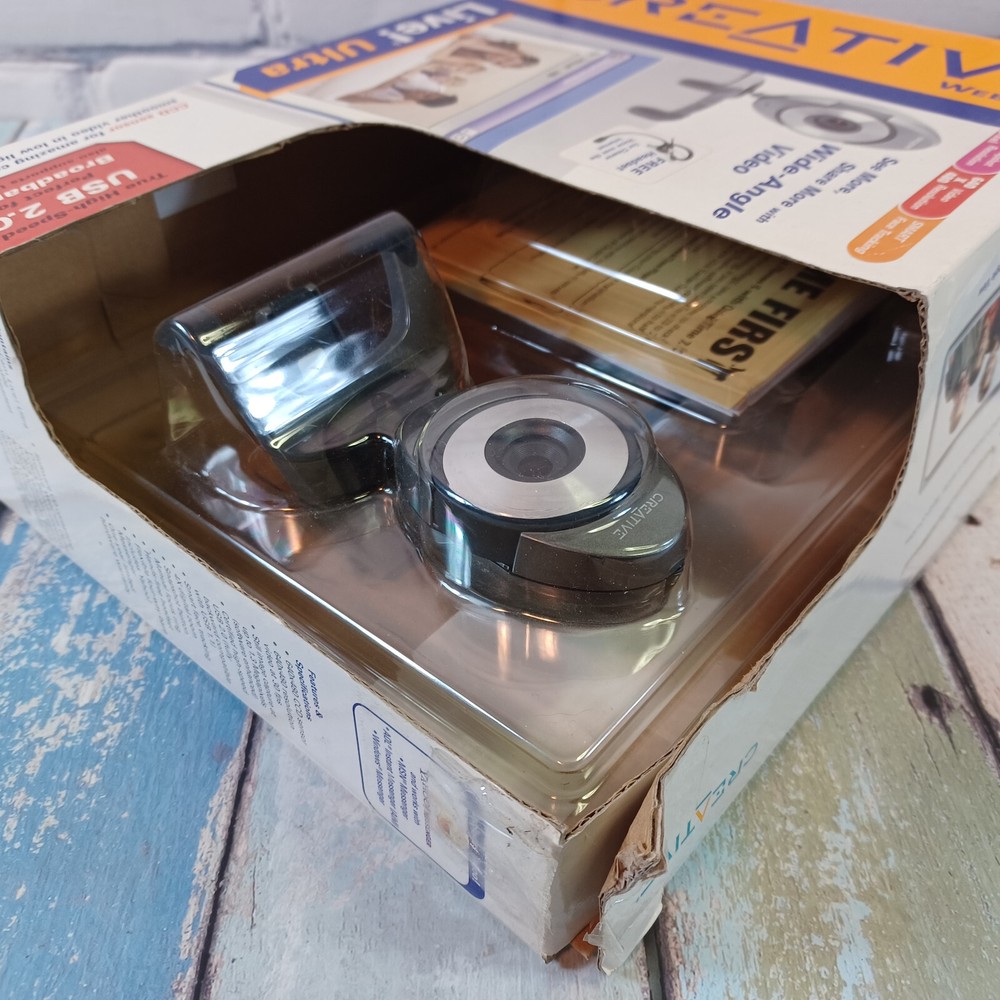 CREATIVE Live! Ultra Wide Angle Web Cam W/ Headset