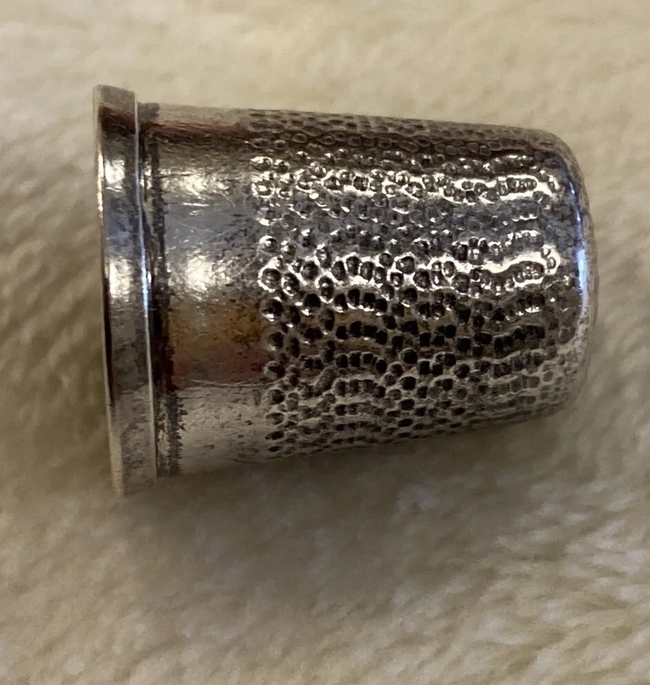 STERLING SILVER SEWING THIMBLE - Stamped Silver