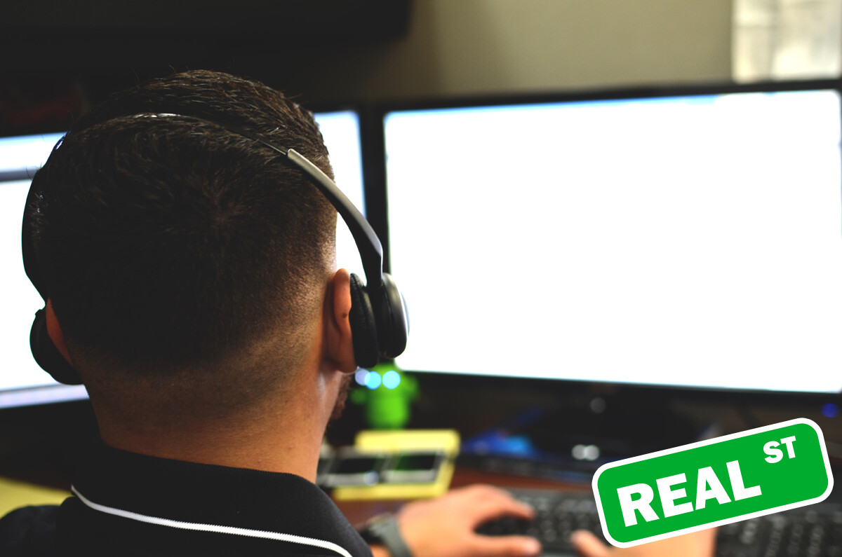 Weldon Teflon Diaphragm Bypass Fuel Regulator 120psi 30-110psi 10AN In 8AN Out