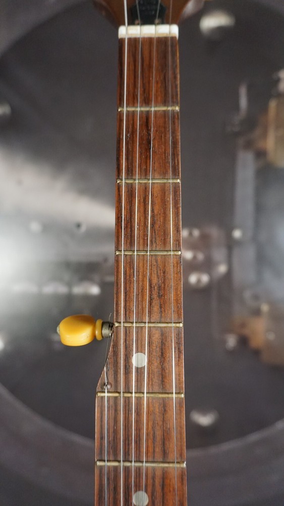 Pirles 5-String Closed Back Banjo w/ Hard Case