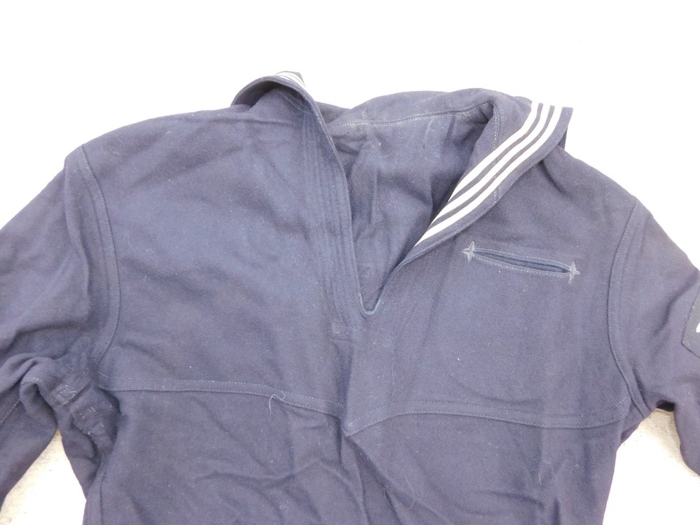 ORIGINAL WWII US NAVY UNIFORM SET, ELECTRICIANS MATE, 2/30