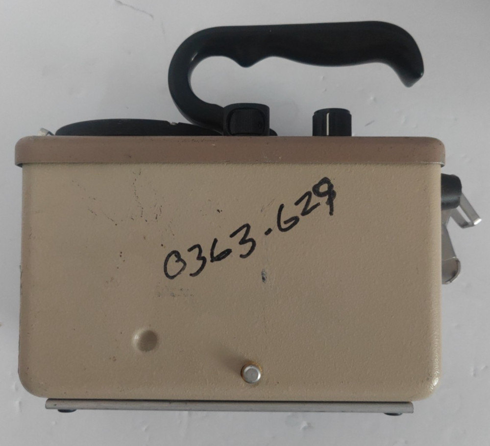 ION CHAMBER MODEL RO-2A Eberline Ionization Survey Meter Instrument AS IS