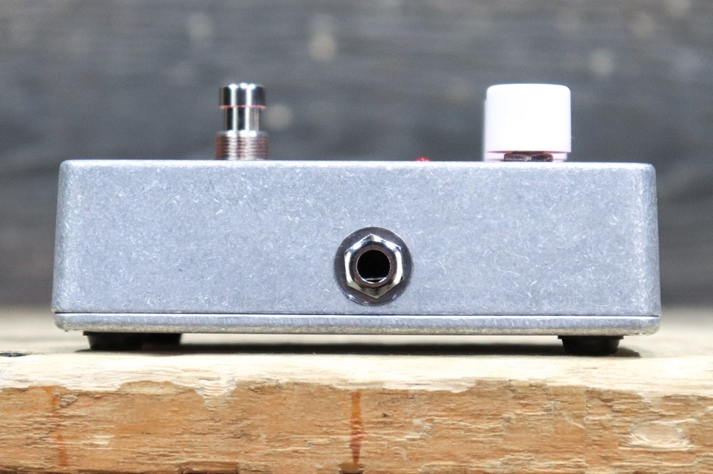 Electro-Harmonix Micro POG Polyphonic Octave Generator Compact Effect Pedal