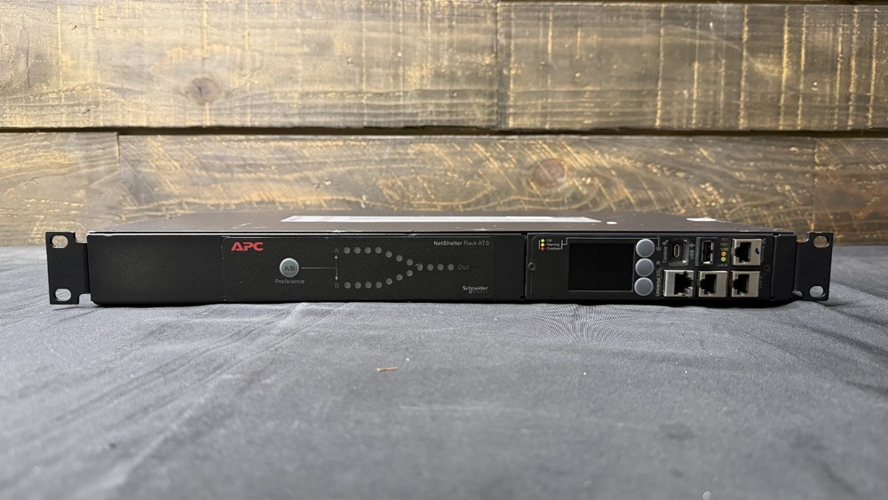 APC AP4423A NetShelter Rack Automatic Transfer Switch