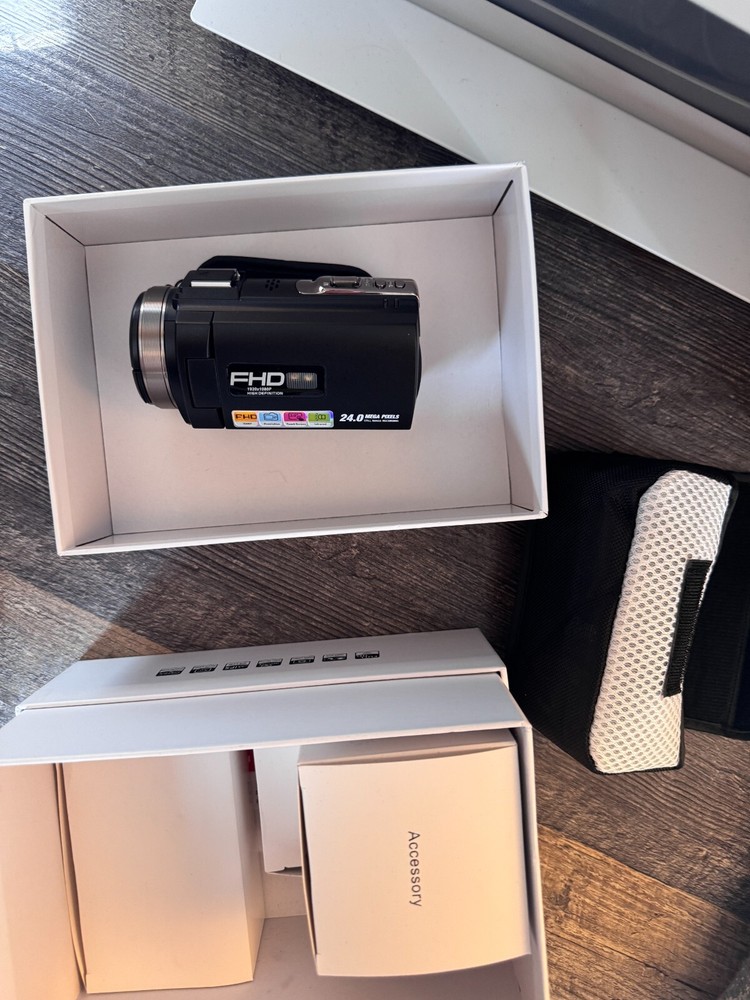 Digital Video Camera Full-HD 1920x1080 New Never Used