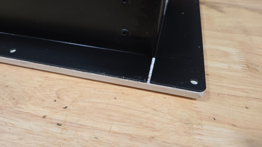 Amina AiQ130 Speaker