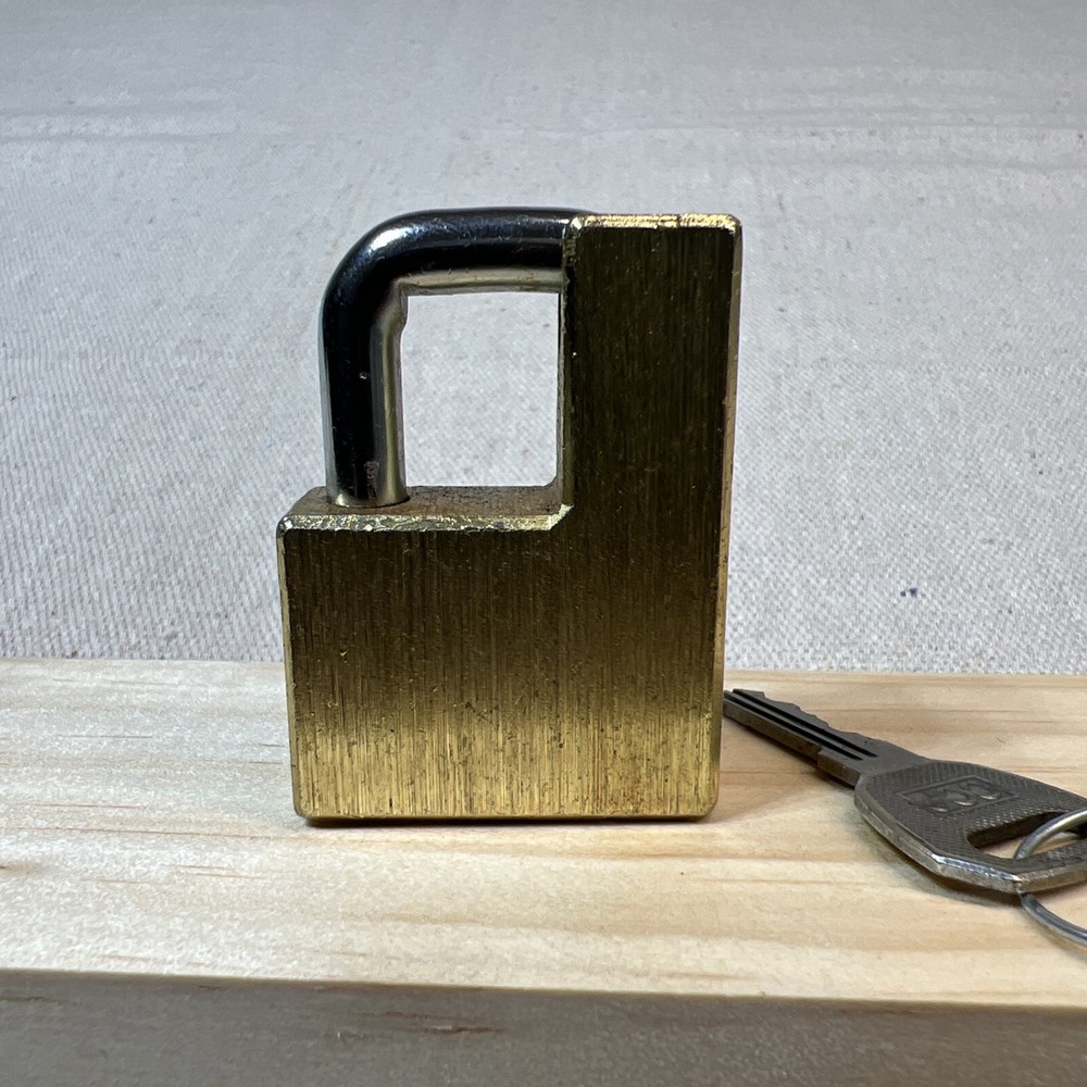 Trailer Coupler Lock 2 Position with one key BA￼