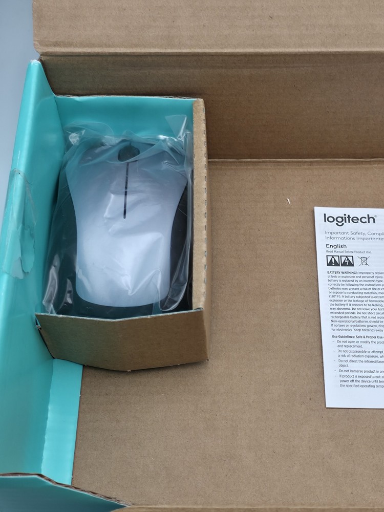 Logitech MK335 Wireless Optical Keyboard and Mouse Combo - Black/Silver