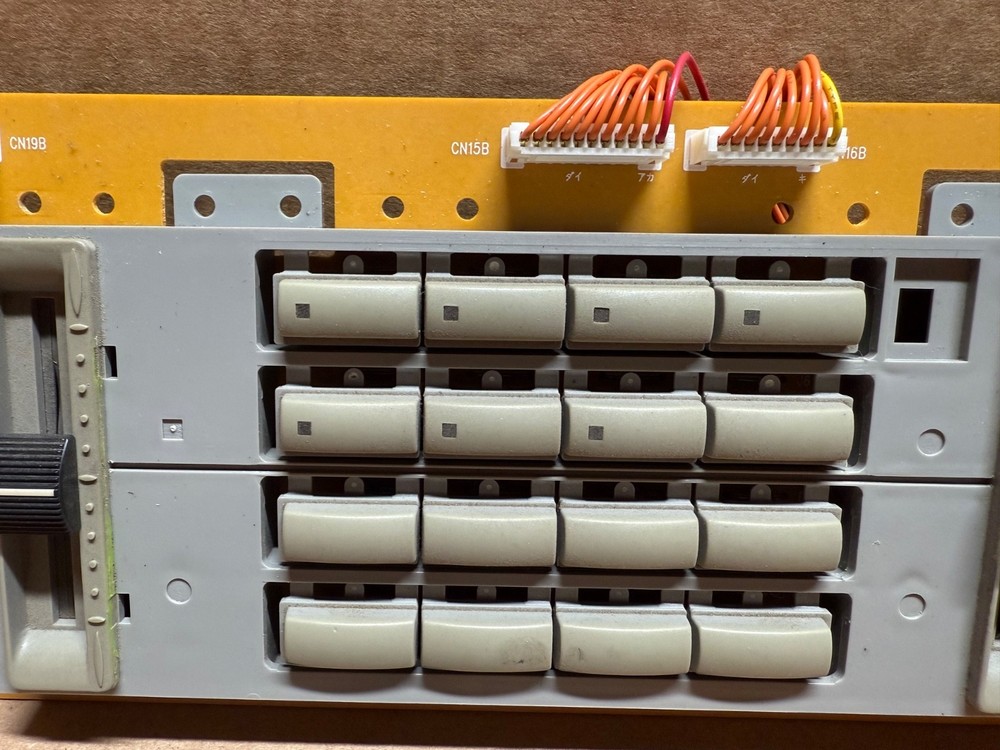 KORG TRINITY LEFT SIDE PANEL BOARD KLM-1821