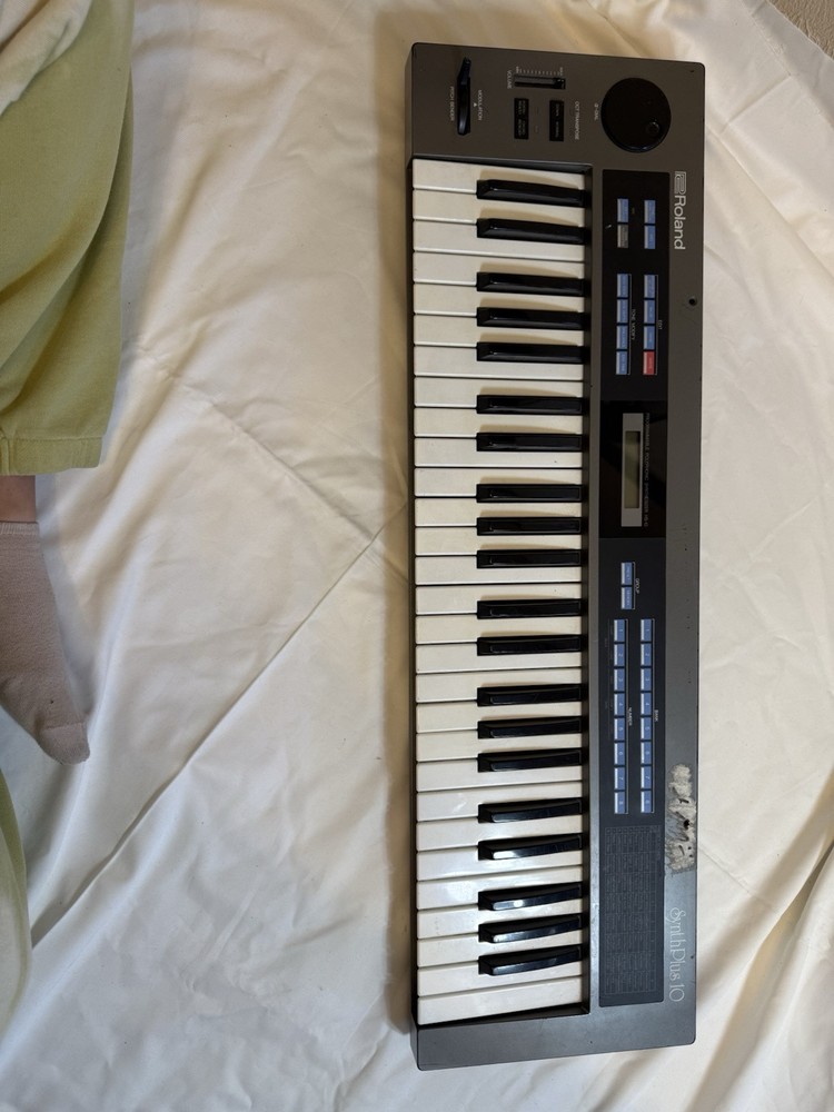 Roland Synth plus 10
