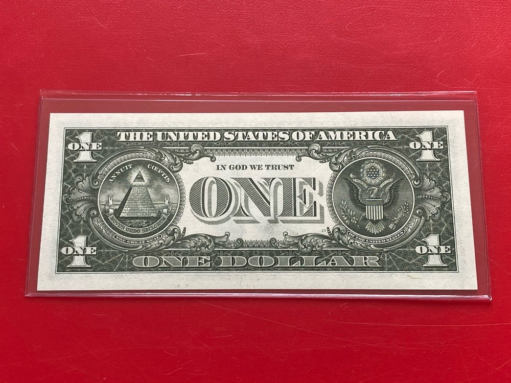 1981A $1 DOLLAR BILL ( CHICAGO G ) Block G-B - UNCIRCULATED