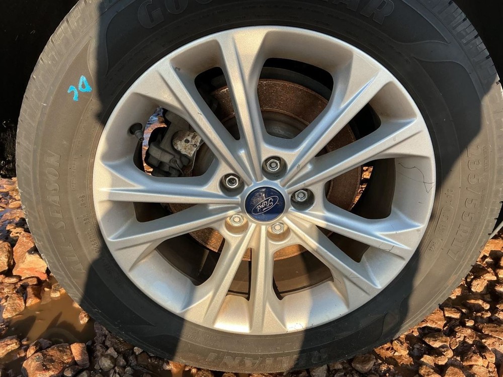 Fuse Box Engine Fits 17 ESCAPE 4950079