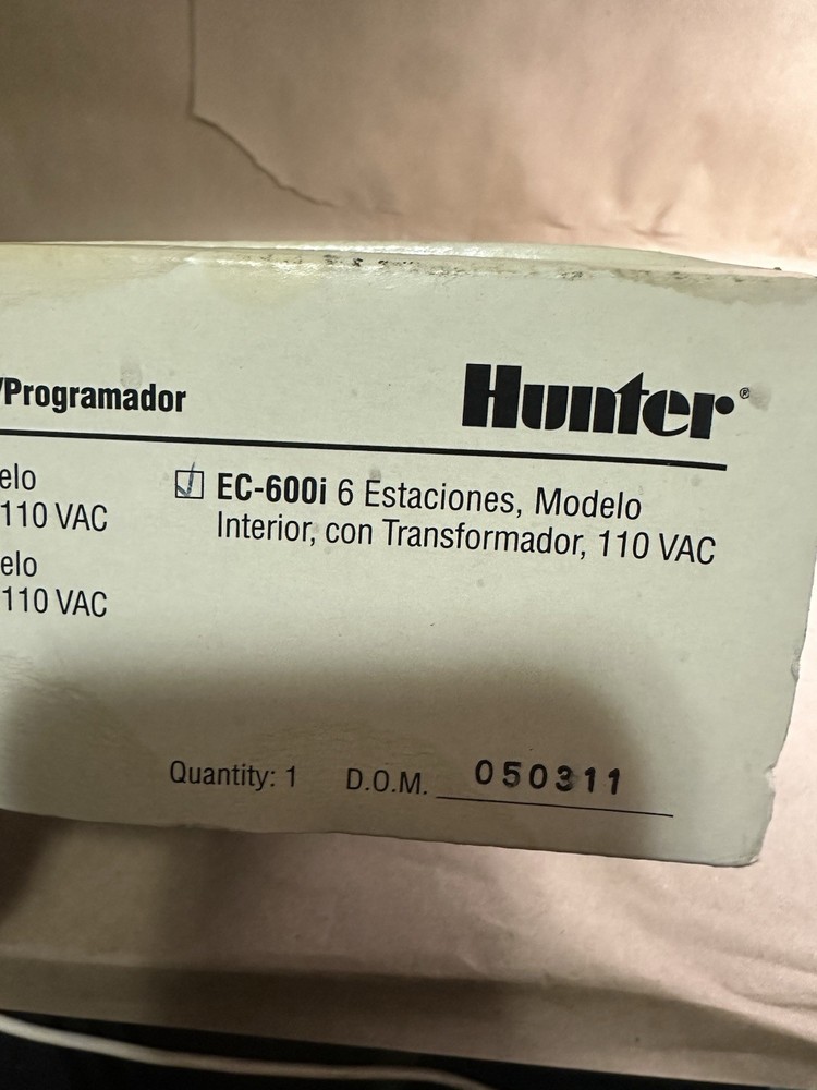 hunter ec-600i Six Station Sprinkler Timer NOS