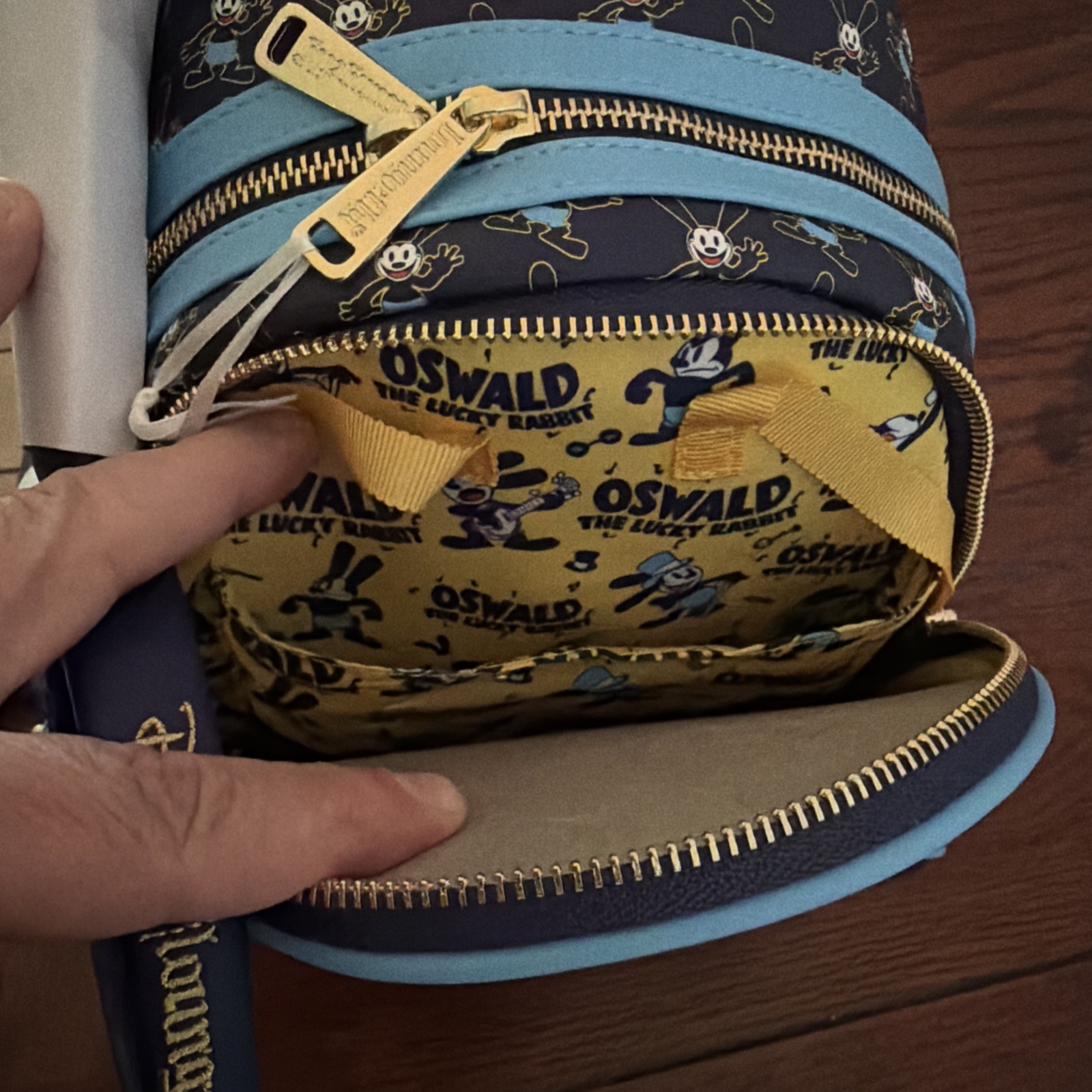 Disney D23 Fan Club Oswald Backpack And Ears Set Brand New Loungefly Awesome!!!!