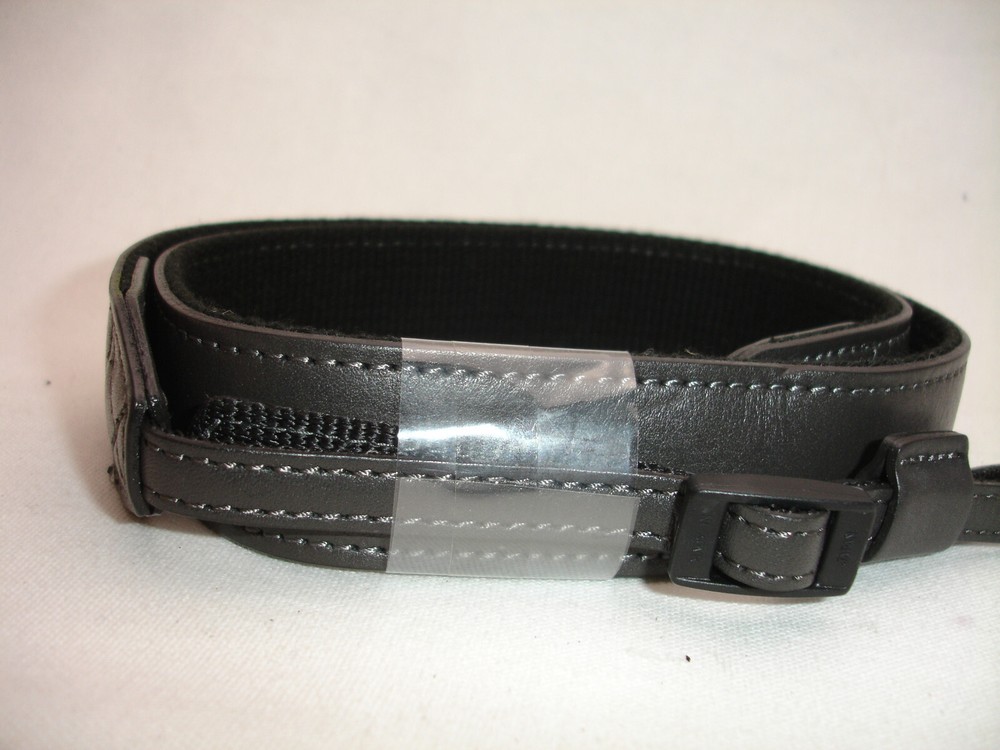 OLYMPUS OM-D Camera leather strap