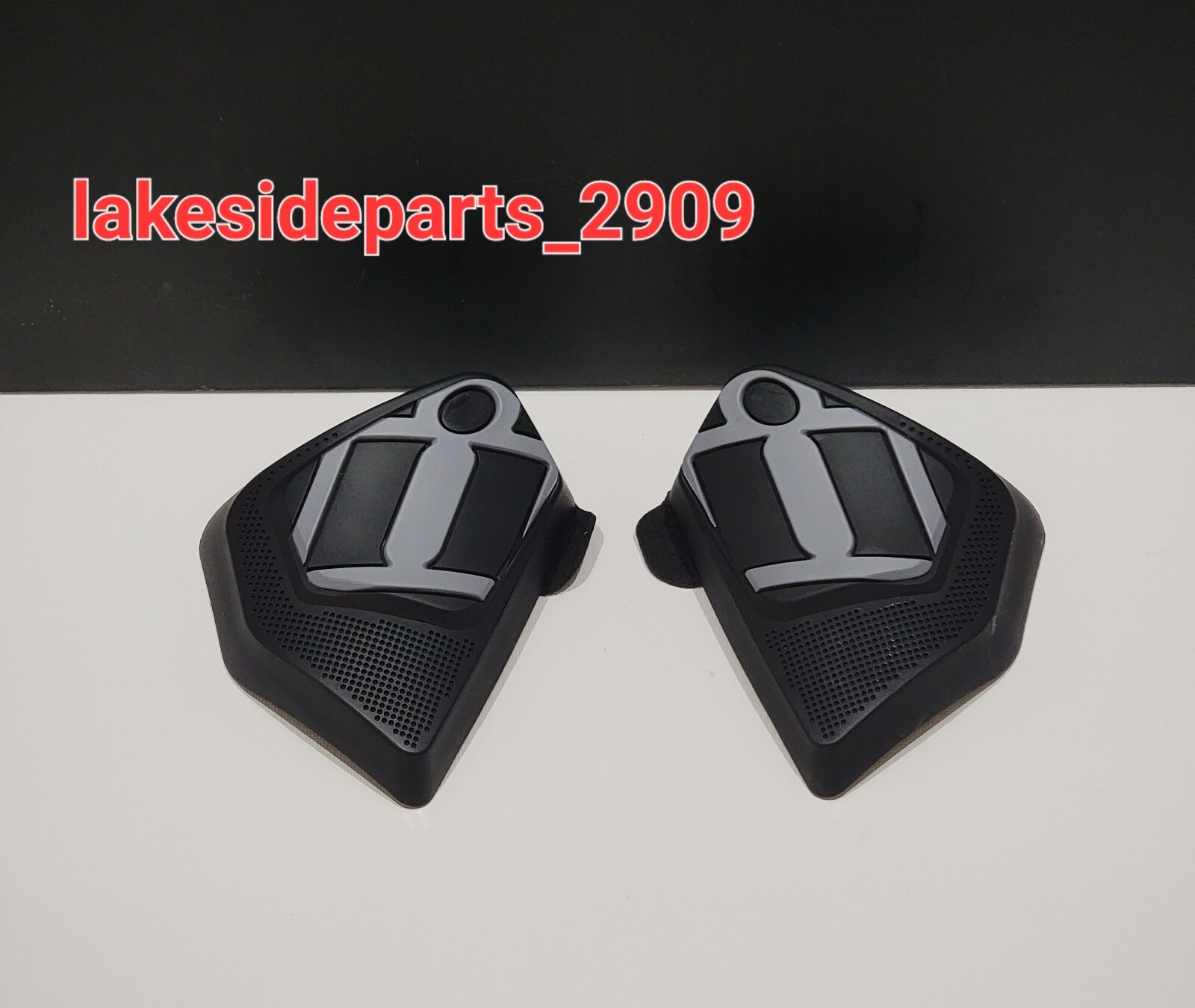 RIDE ICON CLOVERLEAF REPLACEMENT KNEE SLIDER PUCKS BLACK / GRAY 2704-0346