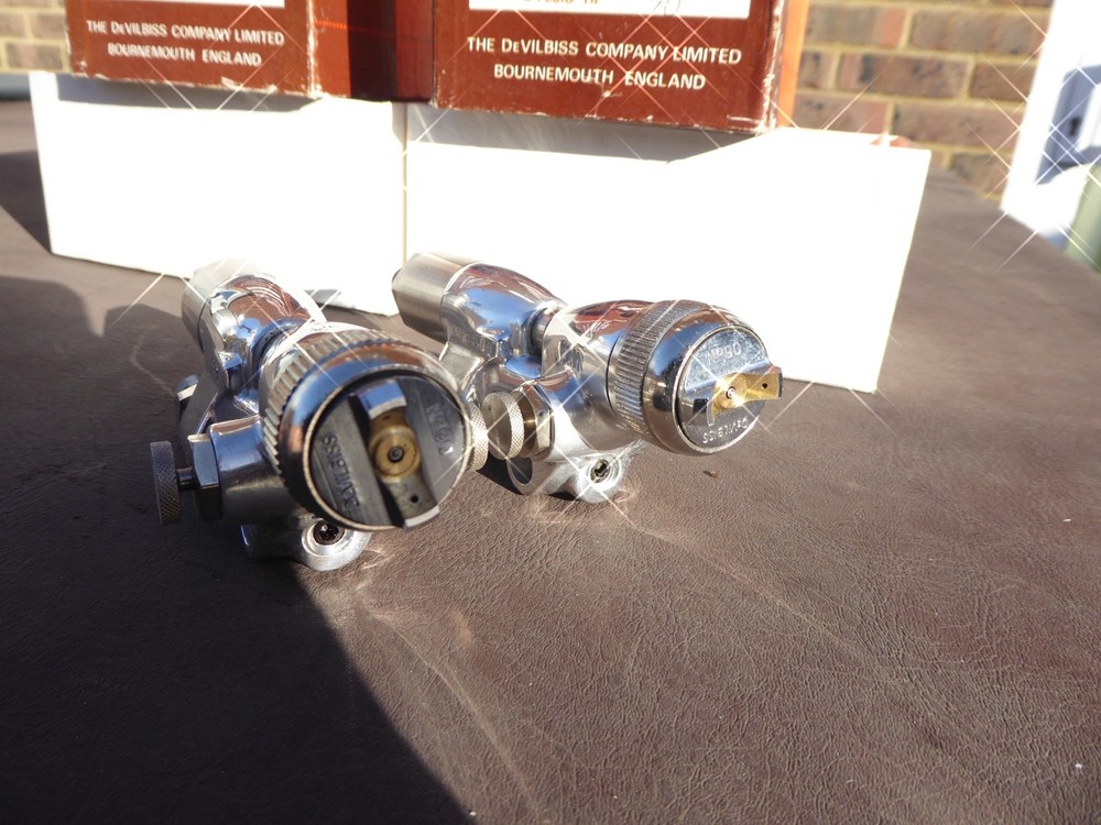 Two Vintage DeVilbiss Automatic Spray Guns (507-F) & Pot