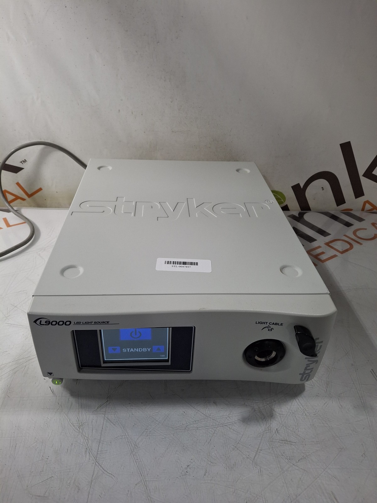 Stryker L9000 Light Source