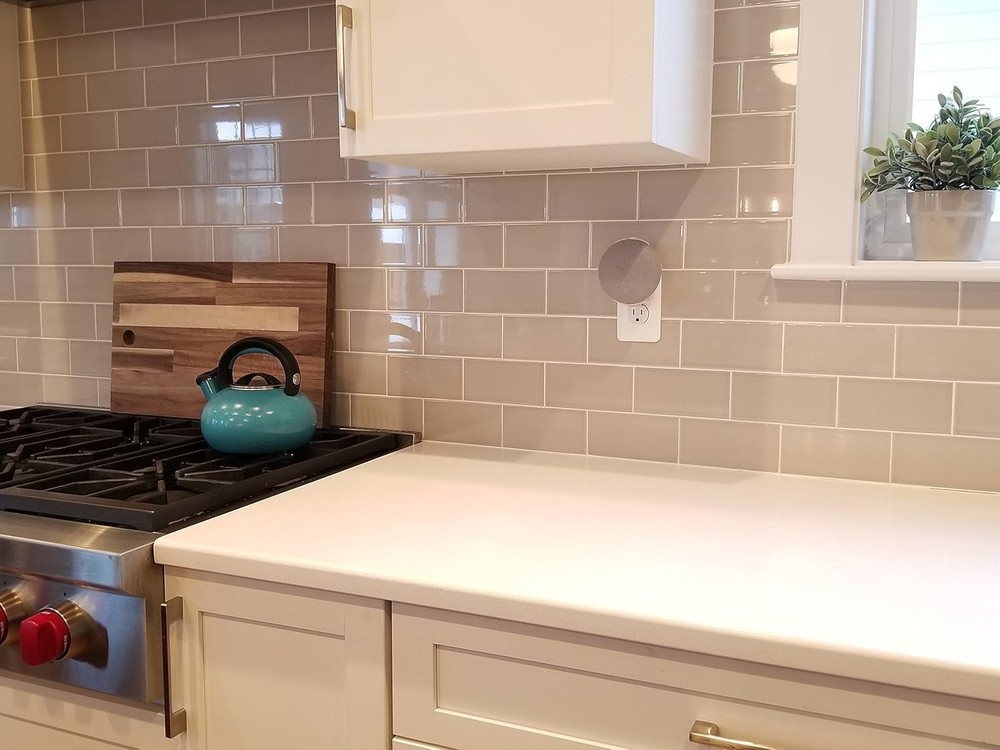 Simple Outlet Mount for Home Mini - No Cord Wrapping
