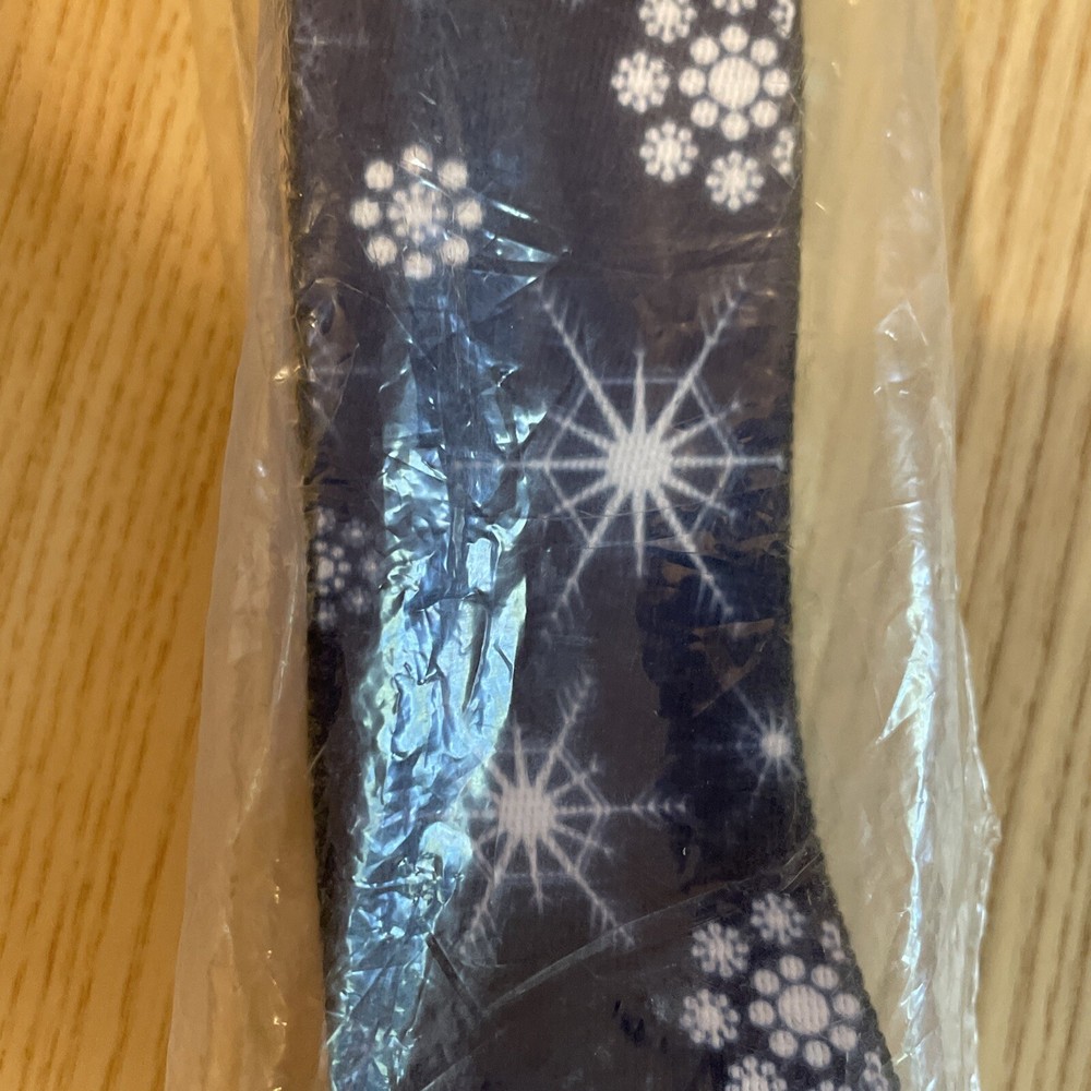 Buckle Down Guitar Strap Blue With White Snowflakes