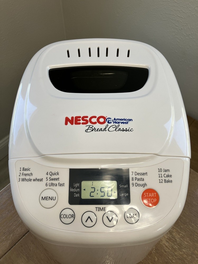 NESCO American Harvest BDM-100 Bread Machine Maker w/ Original Box EXCELLENT!