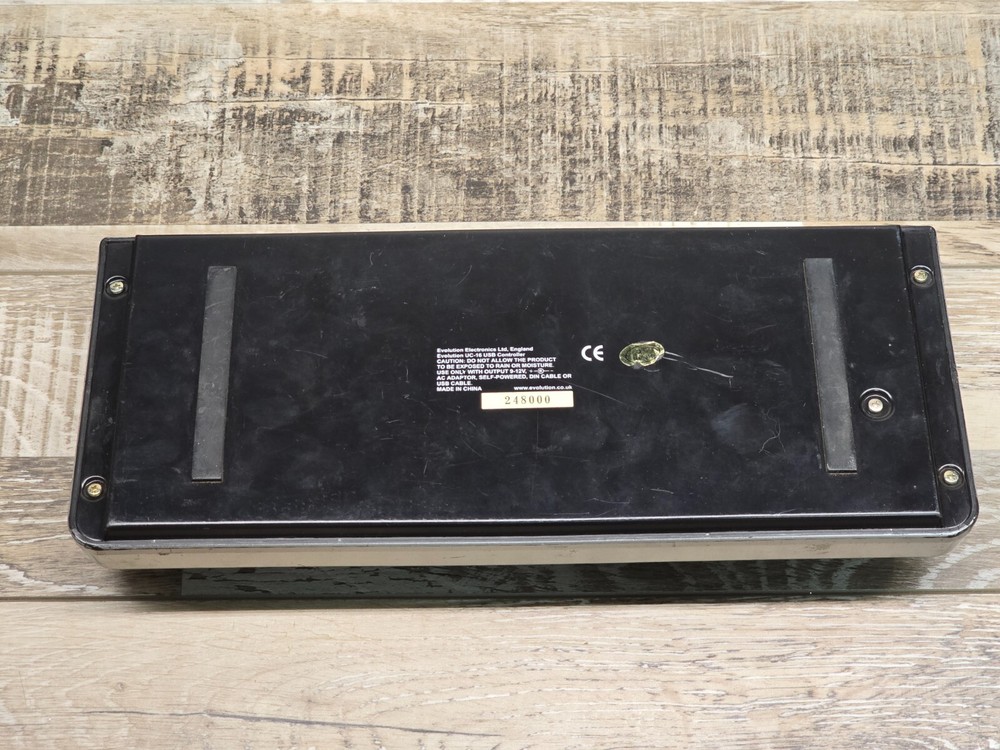 M-Audio Evolution UC-16 USB MIDI Controller