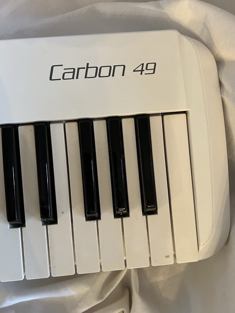 Samson Carbon 49 USB White MIDI Keyboard Software Controller