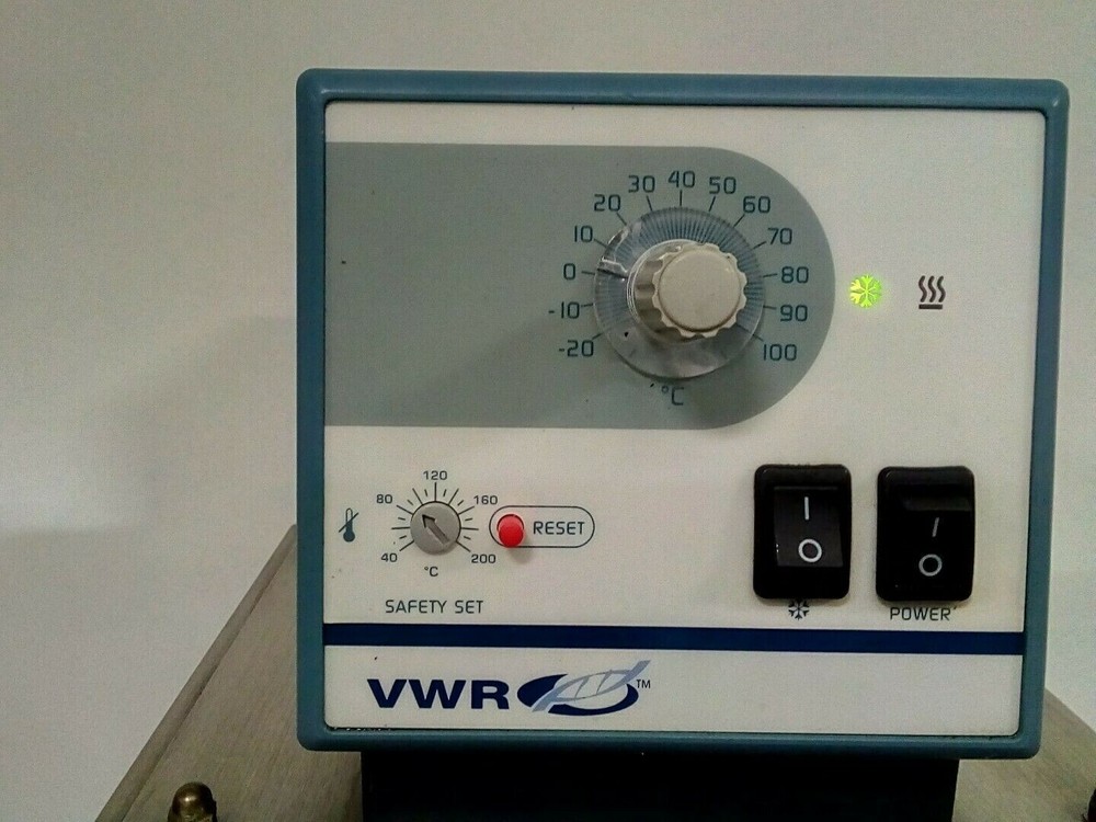 VWR 1162A DIGITAL HEATING/ REFRIGERATING RECIRCULATING WATER BATH