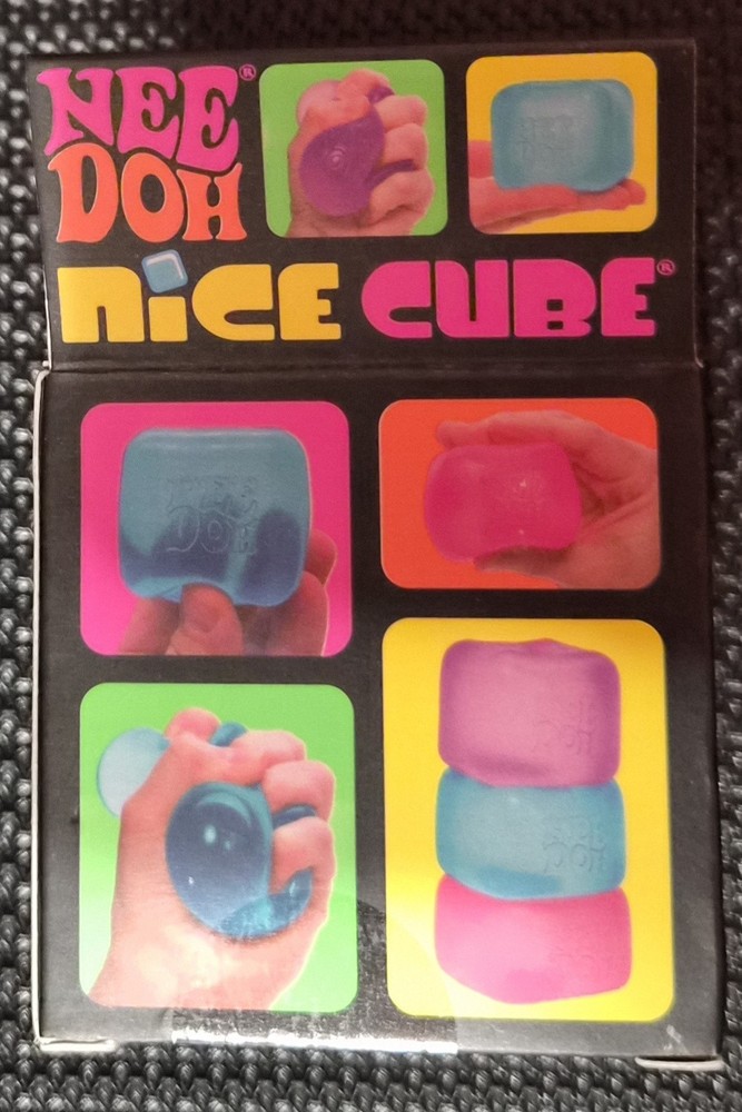 SCHYLLING NEEDOH NICE CUBE 2.25 INCH SUPER SOLID SQUISH PINK NIB