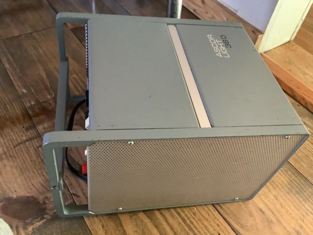 Vintage Ascor Light 360 Power Pack with Case