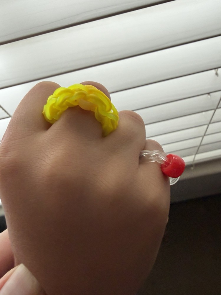 Rainbow Loom Bracelet Size S-M