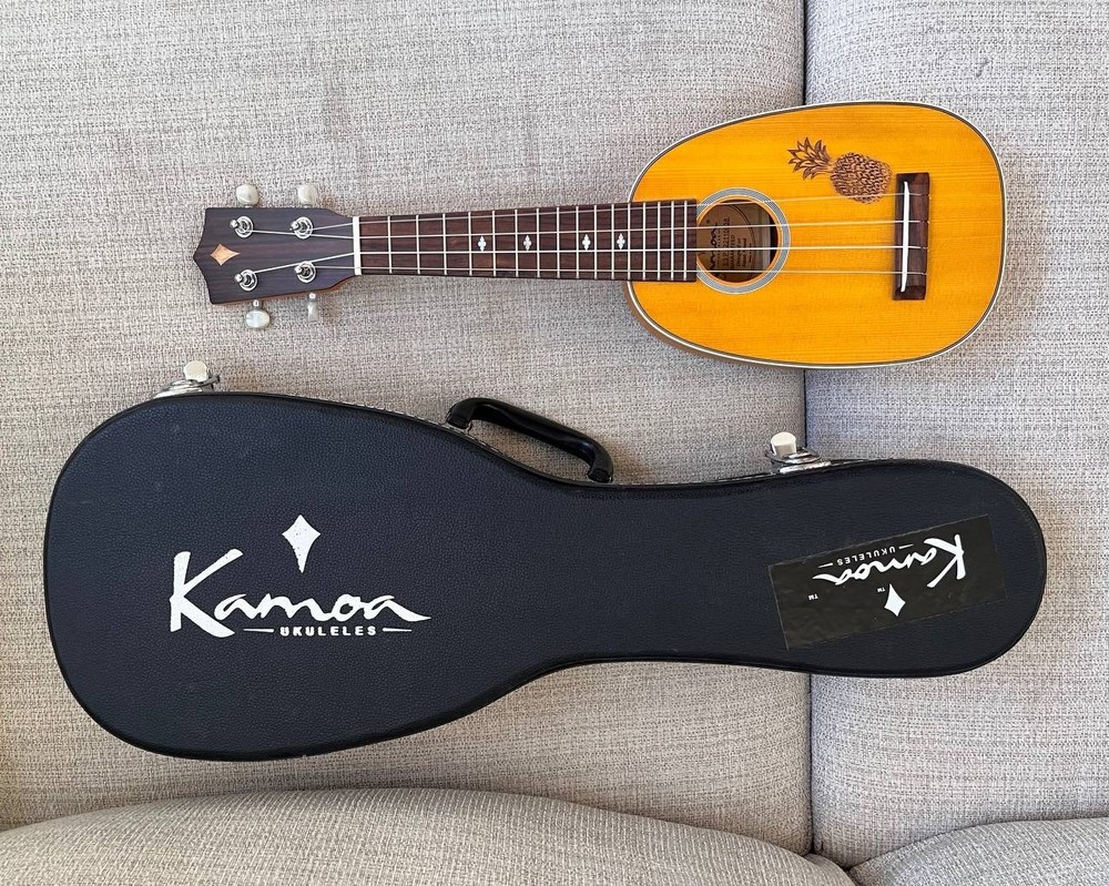 Kamoa Soprano Ukulele Pineapple Yellow Model E3-P