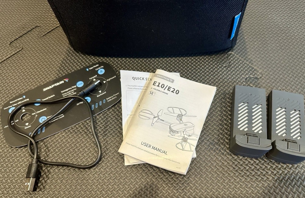 Snaptain E20 2.7K QHD Camera Foldable Drone Remote Controller USED THREE TIMES!!