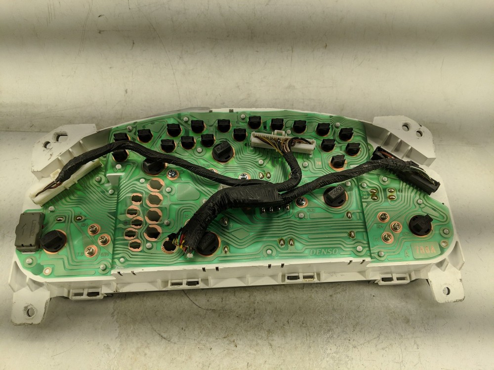 2000-2002 Mitsubishi Eclipse Speedometer Instrument Cluster Gauges HYZPC